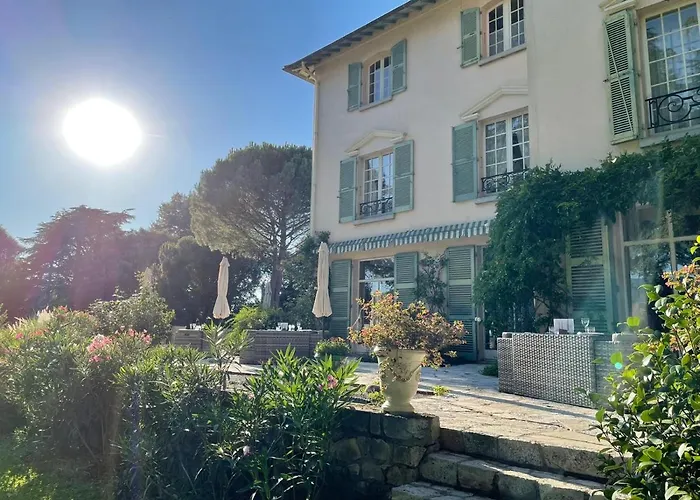 Le Parc Penzion Labruguière