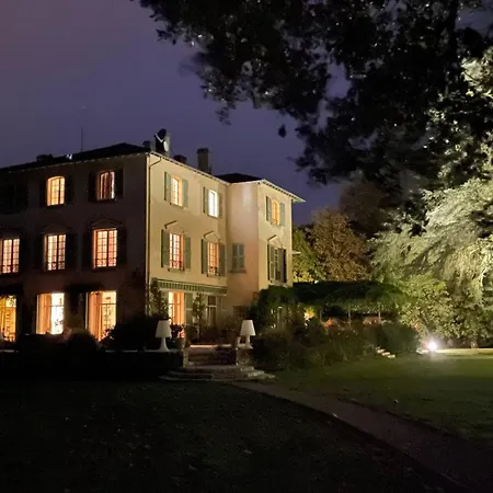 Le Parc Guest house *